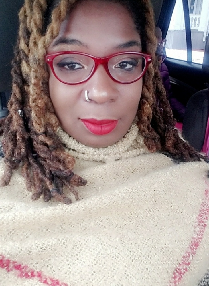 Meet your Posher, Tania